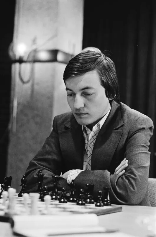 duodécimo campeón mundial de ajedrez - Anatoly karpov