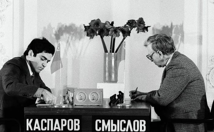 Kasparov vs Smyslov 1984
