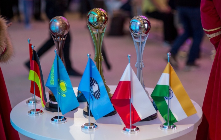 Inauguración del Grand Prix Femenino de la FIDE 2022-2023 en Nur-Sultan