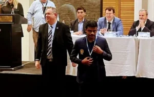El GM Narayanan recurre a la FIDE tras una experiencia…