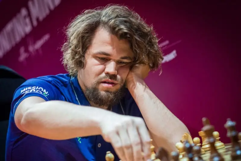 Carlsen fue derrotado por un ajedrecista de Kazajstán. Magnus respondió quejándose de nuevo de las trampas