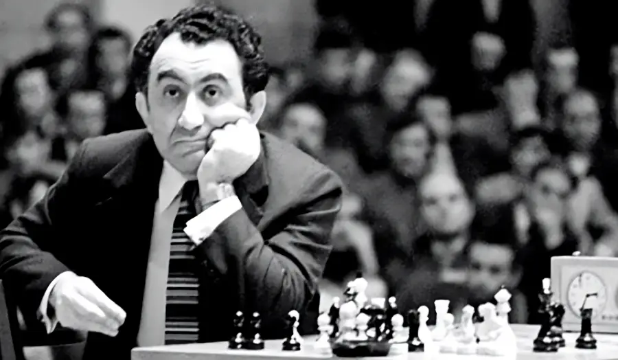 Biografía de Tigran Petrosian