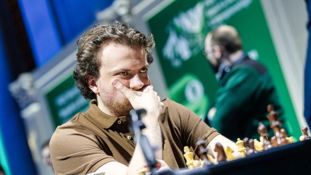 Niemann desafía a Erigaisi y Caruana a una partida de ajedrez con un premio de 100.000 dólares