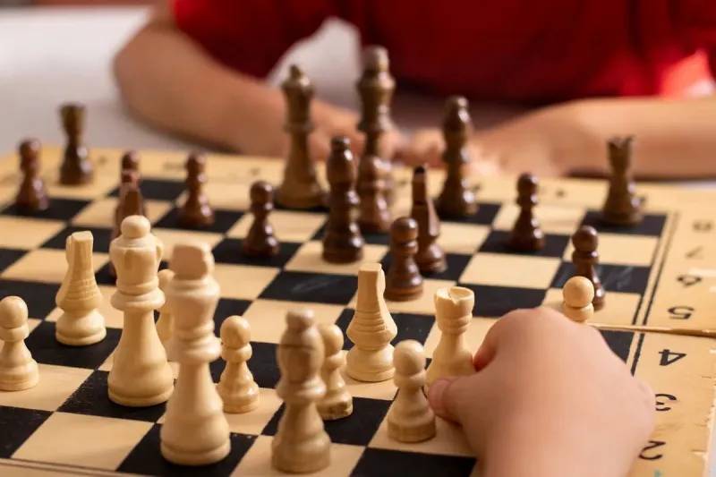 10 Estrategias Probadas en Ajedrez para Ganar en Blitz y Bullet