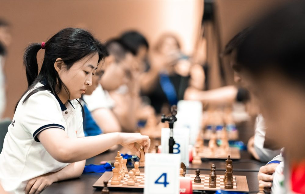 Magnus Carlsen lleva a WR Chess hacia la corona por equipos del World Blitz 12 Magnus Carlsen lleva a WR Chess hacia la corona por equipos del World Blitz