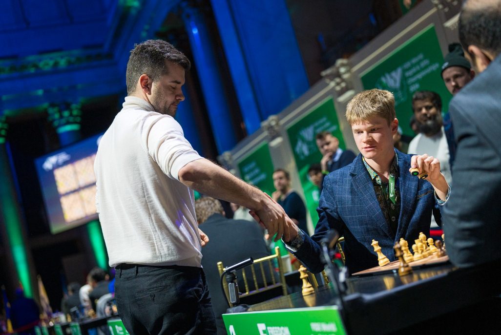 Volodar Murzin y Humpy Koneru nuevos campeones del mundo de rápidas FIDE 2 Volodar Murzin y Humpy Koneru nuevos campeones del mundo de rápidas FIDE