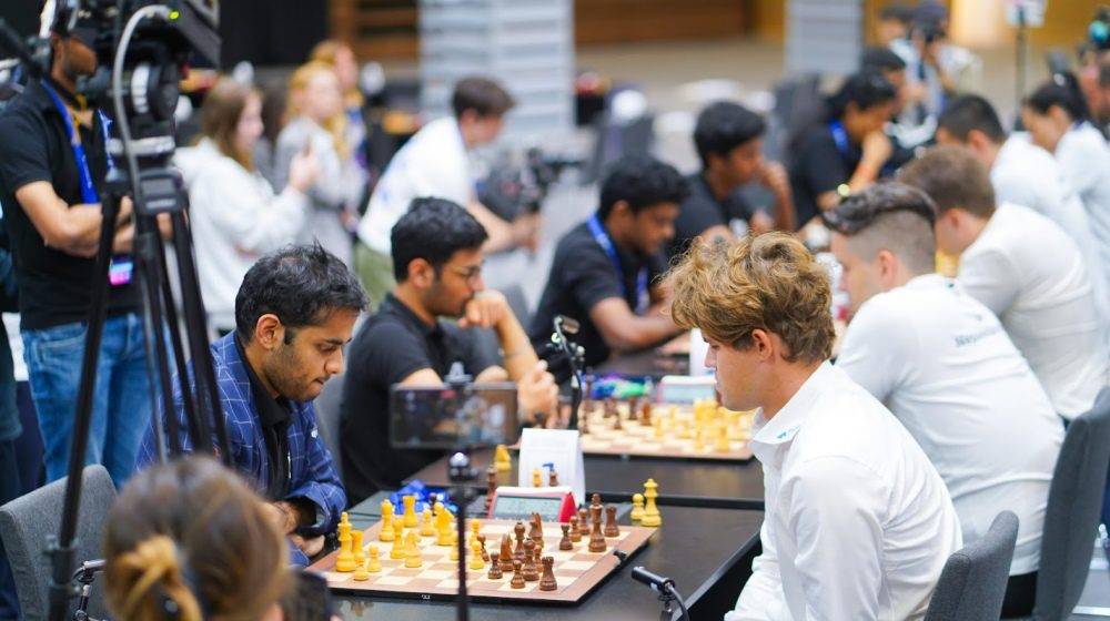 Magnus Carlsen lleva a WR Chess hacia la corona por equipos del World Blitz 4 Magnus Carlsen lleva a WR Chess hacia la corona por equipos del World Blitz