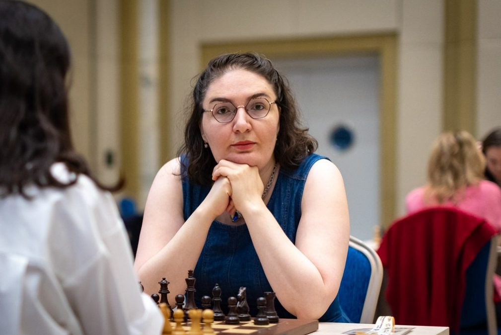 Alina Kashlinskaya gana la primera etapa del Grand Prix Femenino 2024/2025 6 Alina Kashlinskaya gana la primera etapa del Grand Prix Femenino 2024/2025