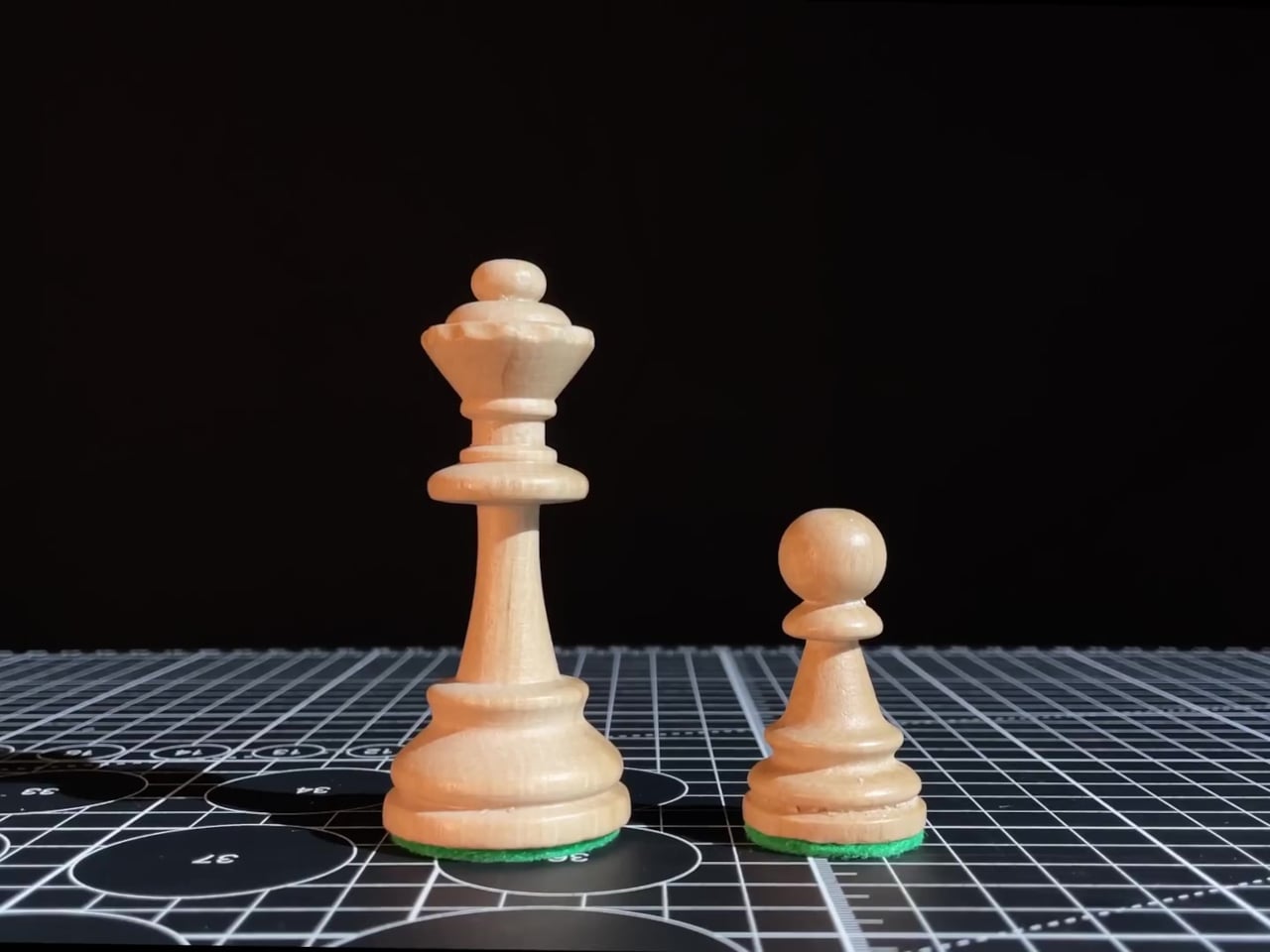 Los peones de ajedrez impresos en 3D se transforman en reinas gracias a imanes y resortes 3 Los peones de ajedrez impresos en 3D se transforman en reinas gracias a imanes y resortes