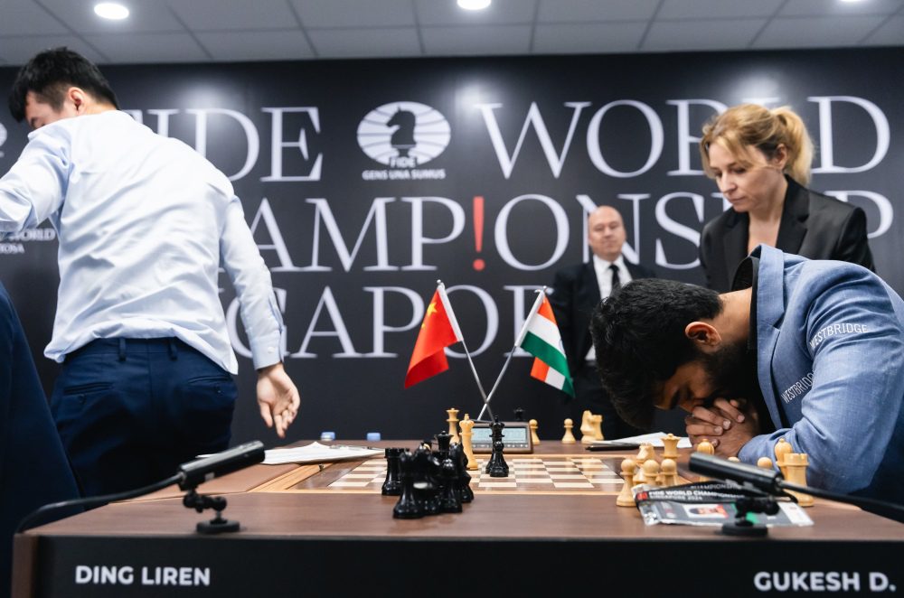 Partida 14 del Campeonato Mundial de la FIDE: Gukesh D se corona como el 18º campeón mundial 2 Partida 14 del Campeonato Mundial de la FIDE: Gukesh D se corona como el 18º campeón mundial