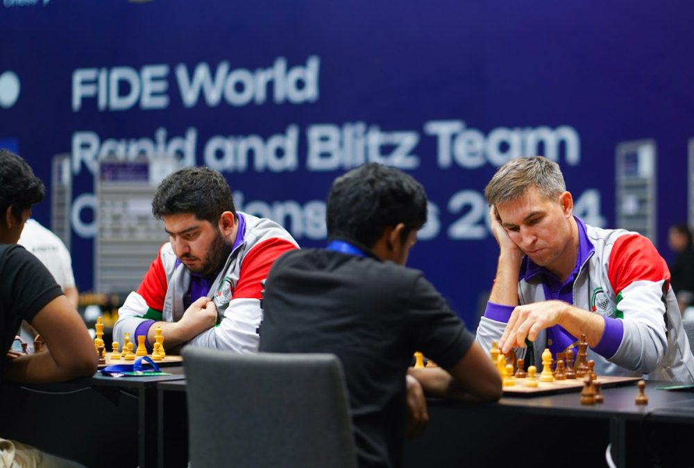Magnus Carlsen lleva a WR Chess hacia la corona por equipos del World Blitz 14 Magnus Carlsen lleva a WR Chess hacia la corona por equipos del World Blitz