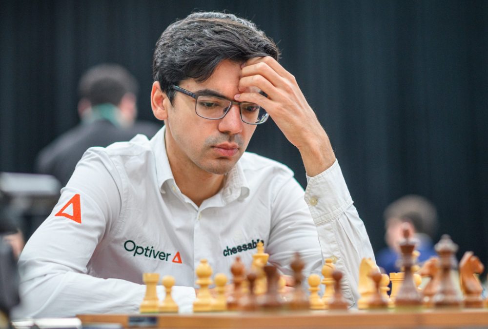 Clasificación FIDE de Octubre: Zhu Jiner al Puesto Nº 2 y Giri en el Top 10 3 Lista de clasificación FIDE de octubre de 2025: Zhu Jiner sube al puesto número 2, Anish Giri regresa al top 10