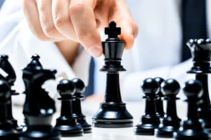 Jugadores de Ajedrez 74 La Extracción del Rey en Ajedrez: Técnicas de Caza y Ataque al Rey