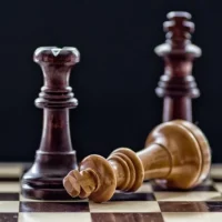 Final de dama y caballo: 5 claves para una victoria eficaz