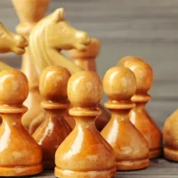 Peón pasado en el medio juego: 5 reglas para un avance eficaz